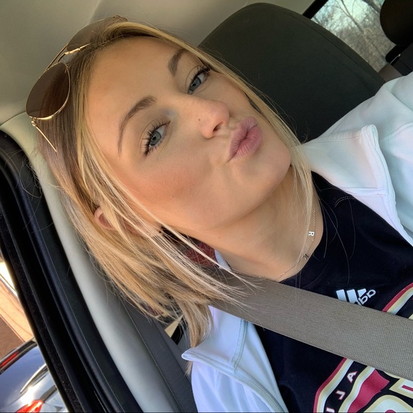 Meet your Posher, Rachel - Picture 1 of 1